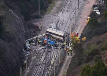Unfall in Spanien: Auswärtiges Amt geht bei Zugunglück von totem Deutschen aus