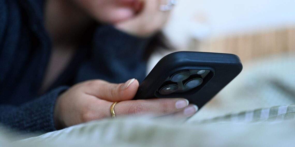 Großbritannien: Britisches Oberhaus stimmt für Social-Media-Aus für Kinder