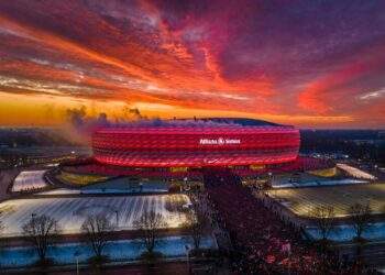 Bayern gegen Augsburg heute: Anstoß, TV und Aufstellung