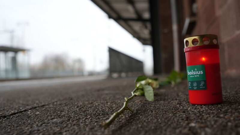 Bodycam Zugbegleiter: Reaktionen auf Angriff: Getöteter
