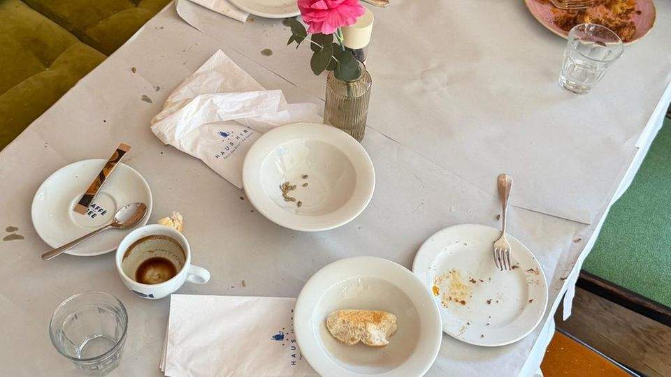 Christina Milian: Grund und Boden schäme, weil meine Kinder innerhalb von 40 Sekunden aus dem Tisch ein abstraktes Kunstw...