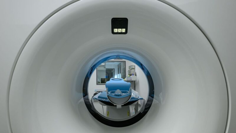 Heilungschancen verbessert: Krebssterblichkeit sinkt in fast allen Altersgruppen