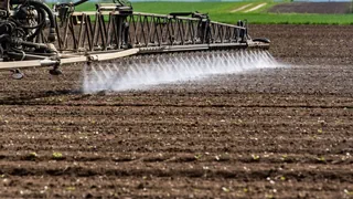 Pflanzenschutz in Europa – Pestizide auf 70 Prozent der Böden – Blick auf europäische Studie