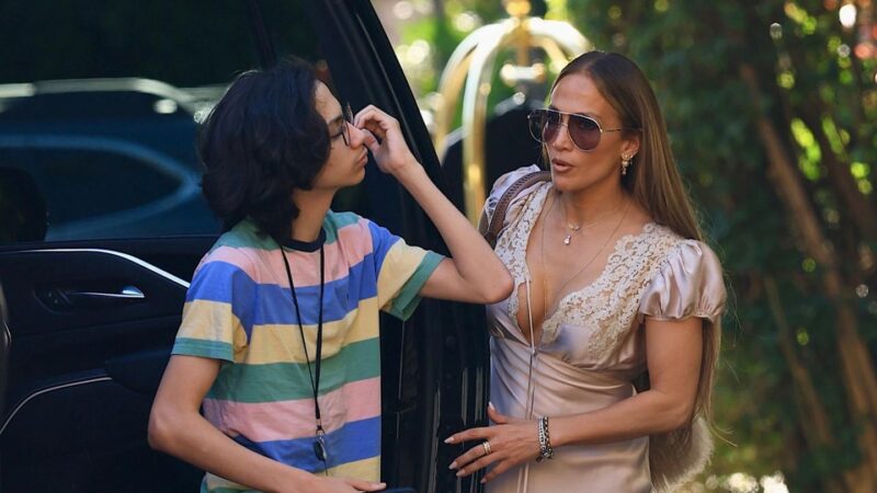 Spotted!: Erwischt! Hier ist ihr Sohn der Superstar