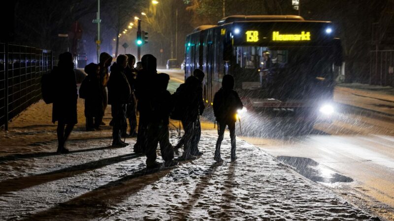 Tarifverhandlungen: Warnstreiks im Nahverkehr ausgerechnet bei Eis und Glätte